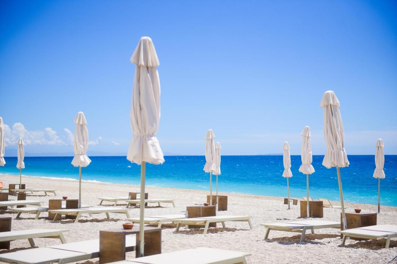 Green Coast Otel Palasë Dış mekan fotoğraf