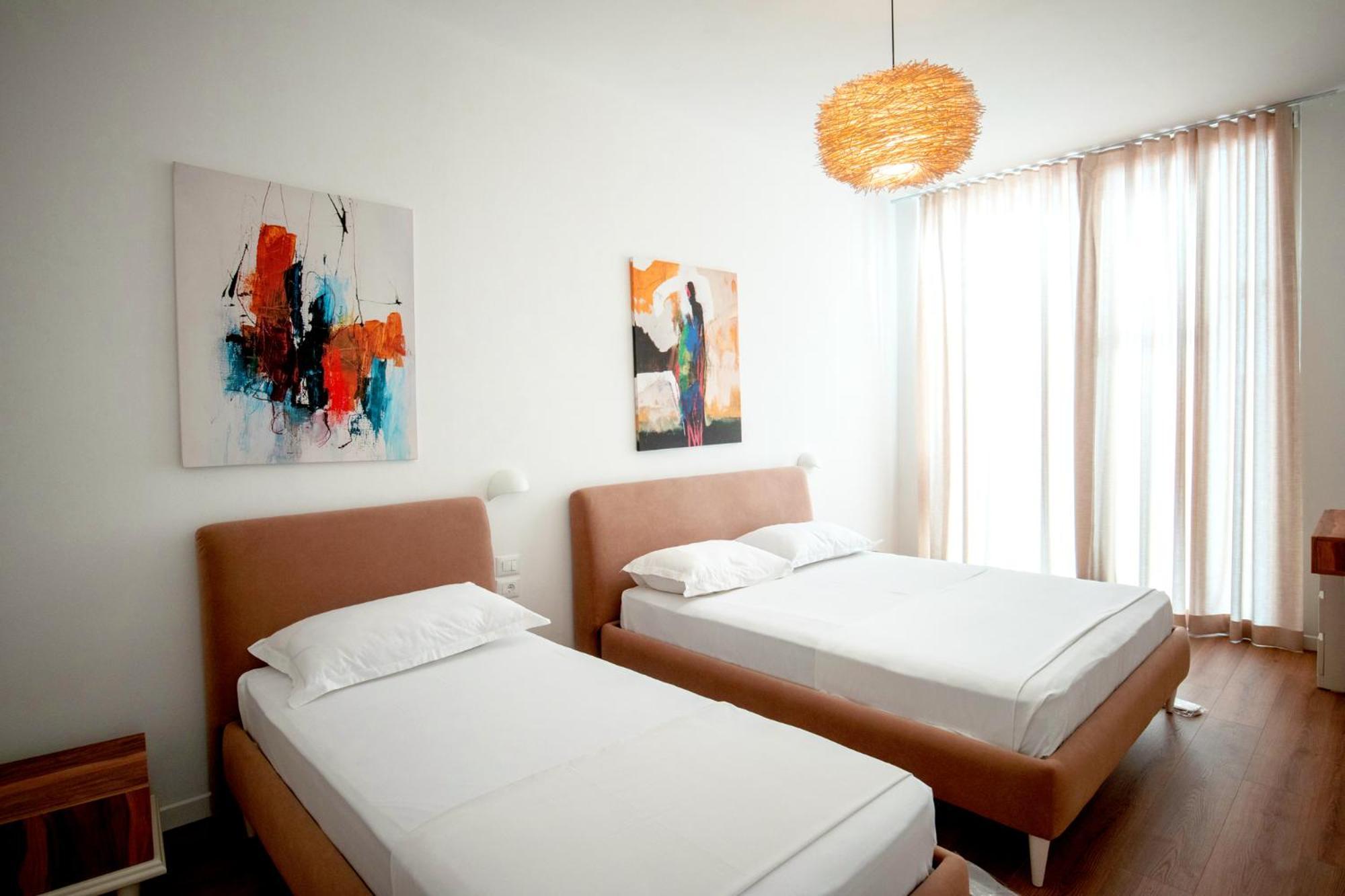 Green Coast Otel Palasë Dış mekan fotoğraf