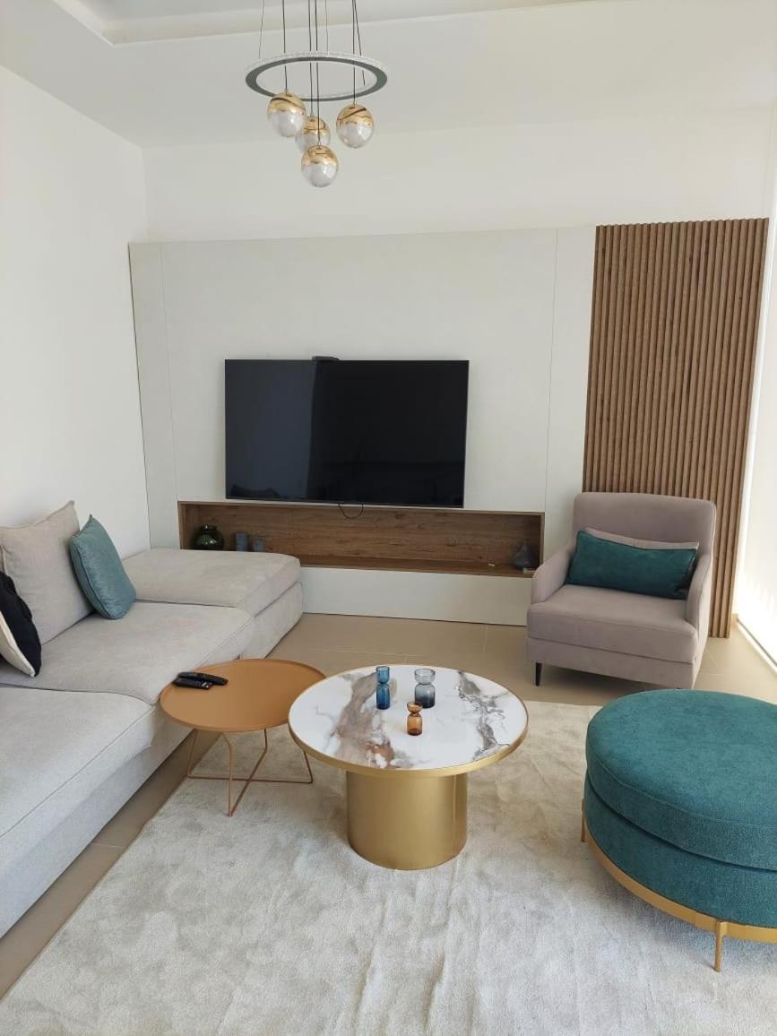Green Coast Otel Palasë Dış mekan fotoğraf